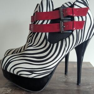 BAMBOO Black and White Zebra Heels with Red Straps